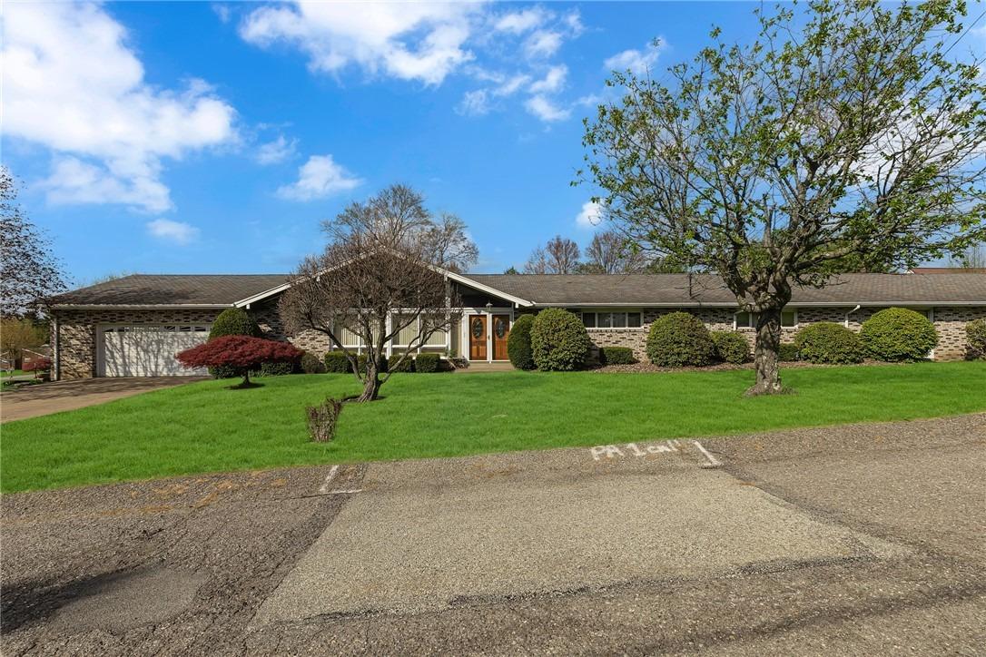 Oakhill Rd, Aliquippa, PA 15001