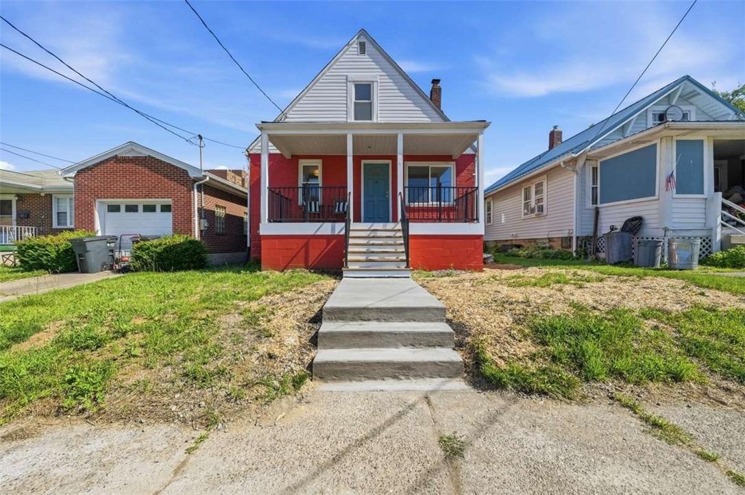 Grant St, Springdale, PA 15144