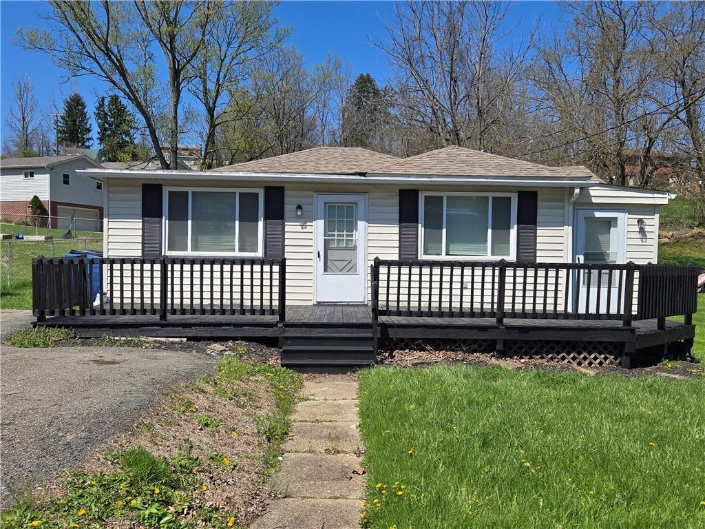 Broadlawn Dr, Elizabeth, PA 15037