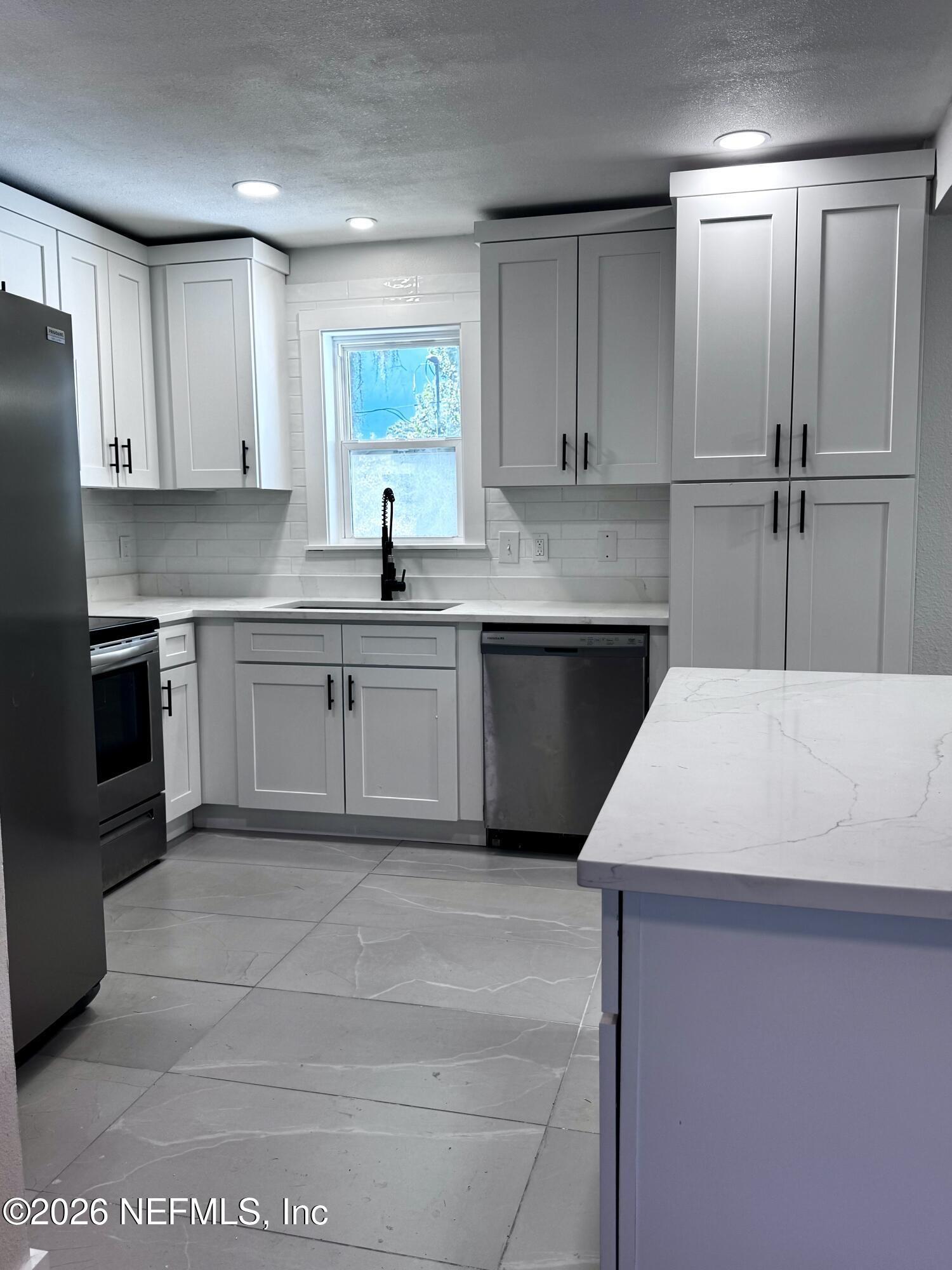 Gaillardia Rd S, Jacksonville, FL 32211