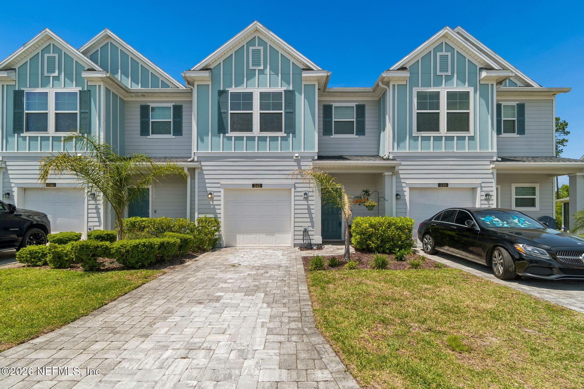 Boracay Cir, Saint Johns, FL 32259