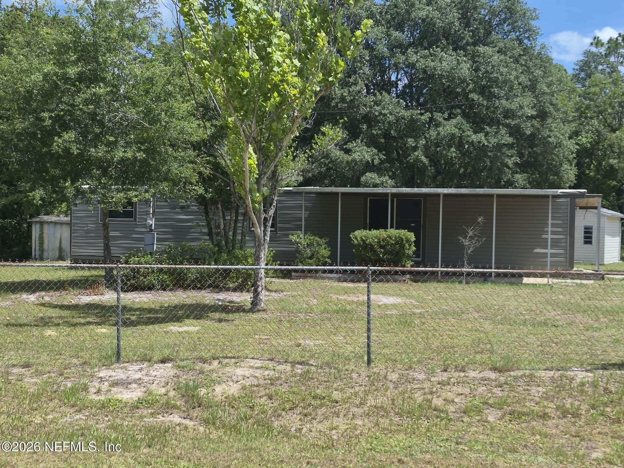 Claudia St, Interlachen, FL 32148