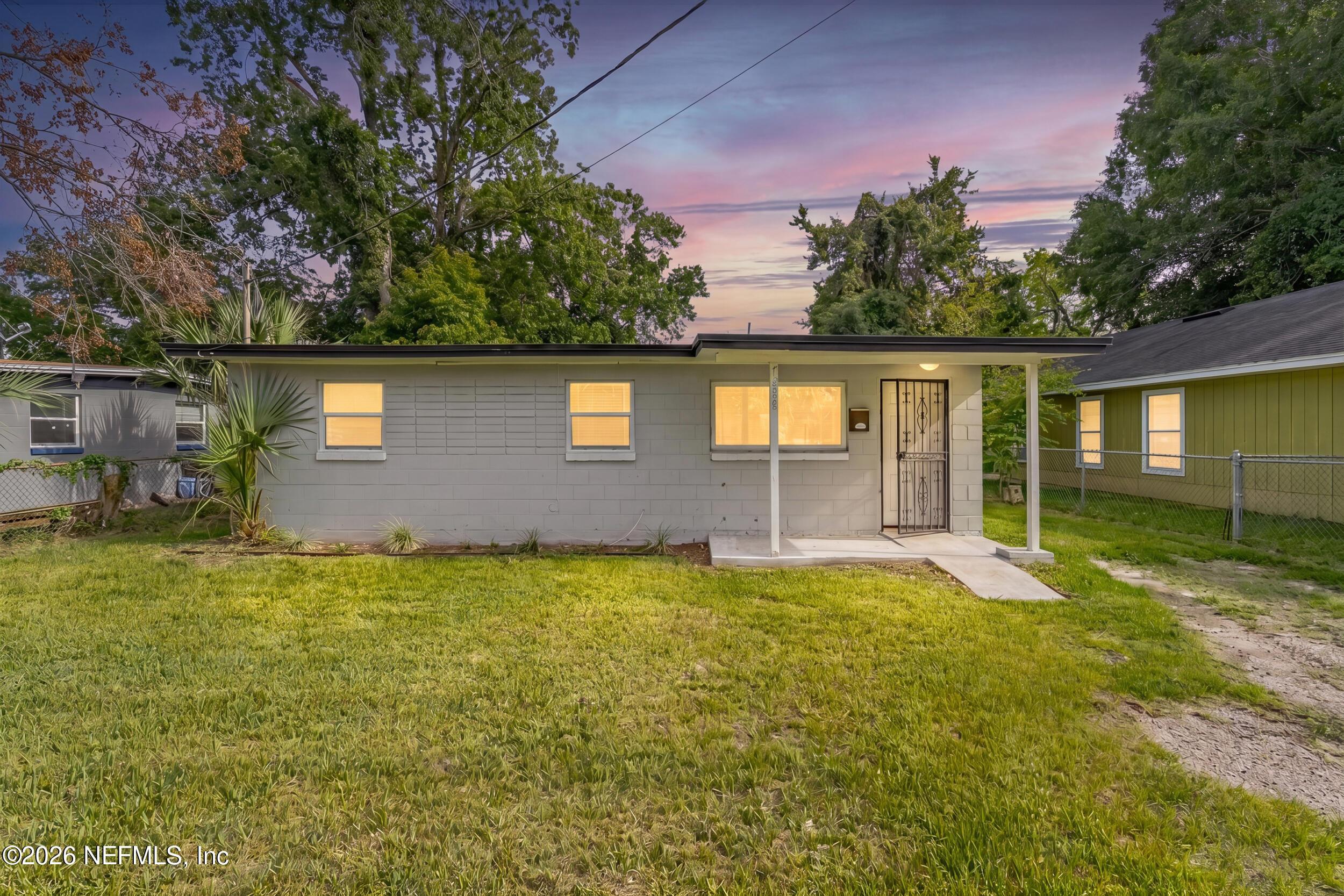 W 14th St, Jacksonville, FL 32209