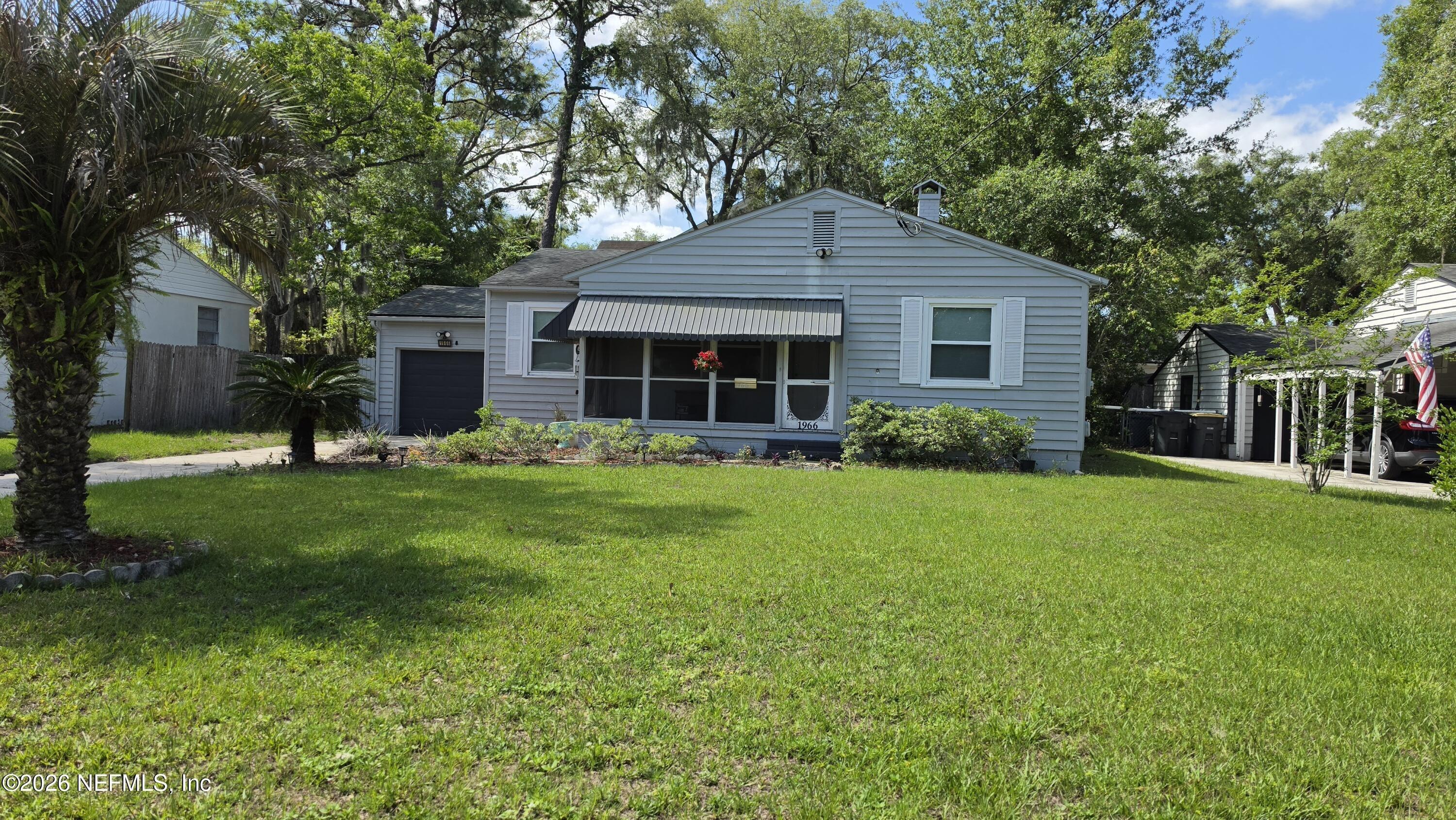Lakewood Cir S, Jacksonville, FL 32207