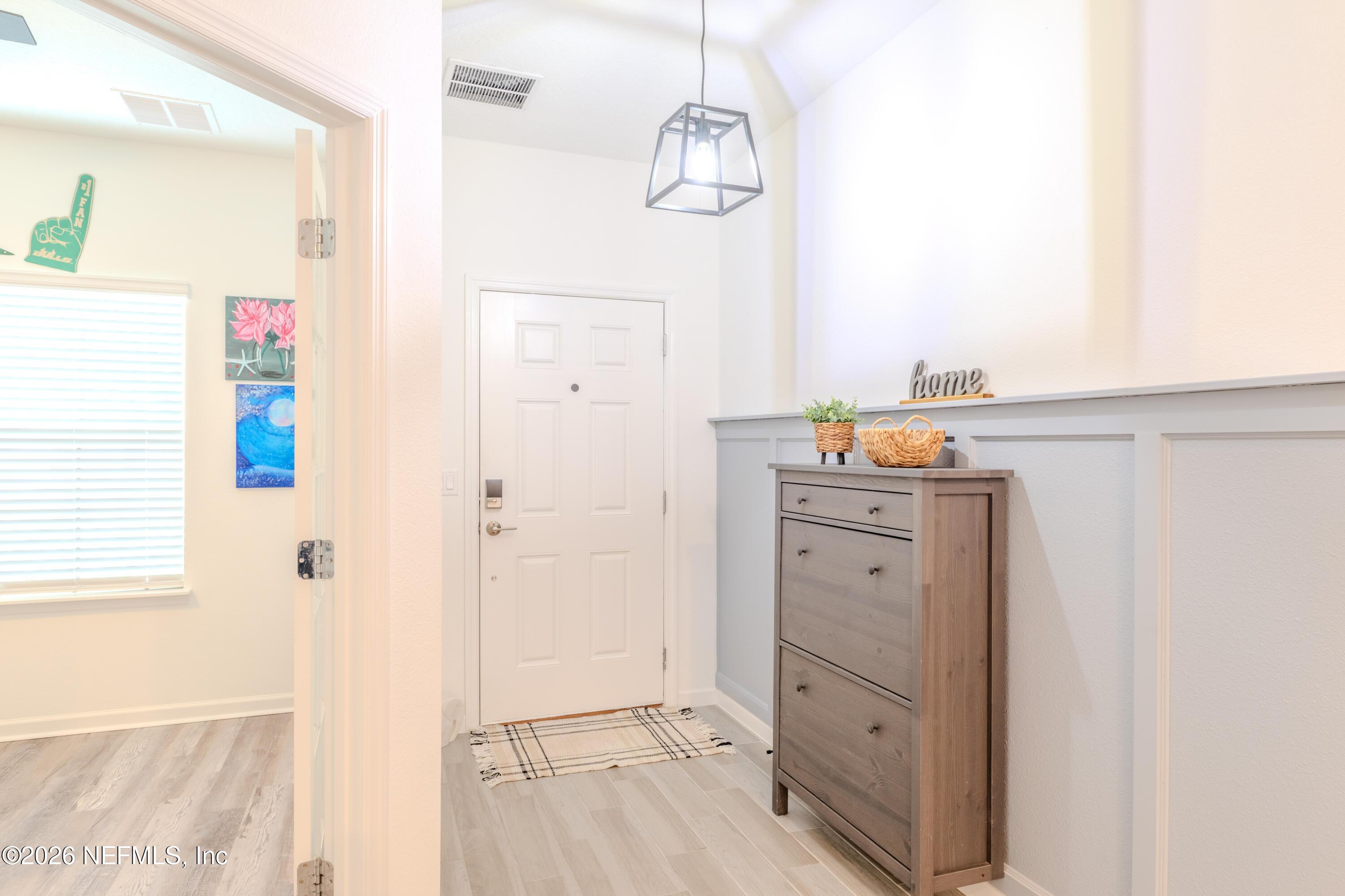 Lovage Ln, Jacksonville, FL 32219