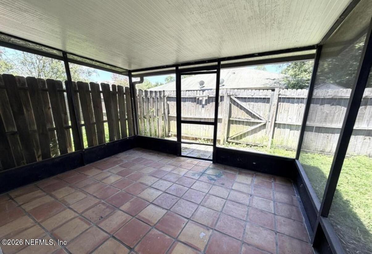 Pinebay Cir S, Jacksonville, FL 32244