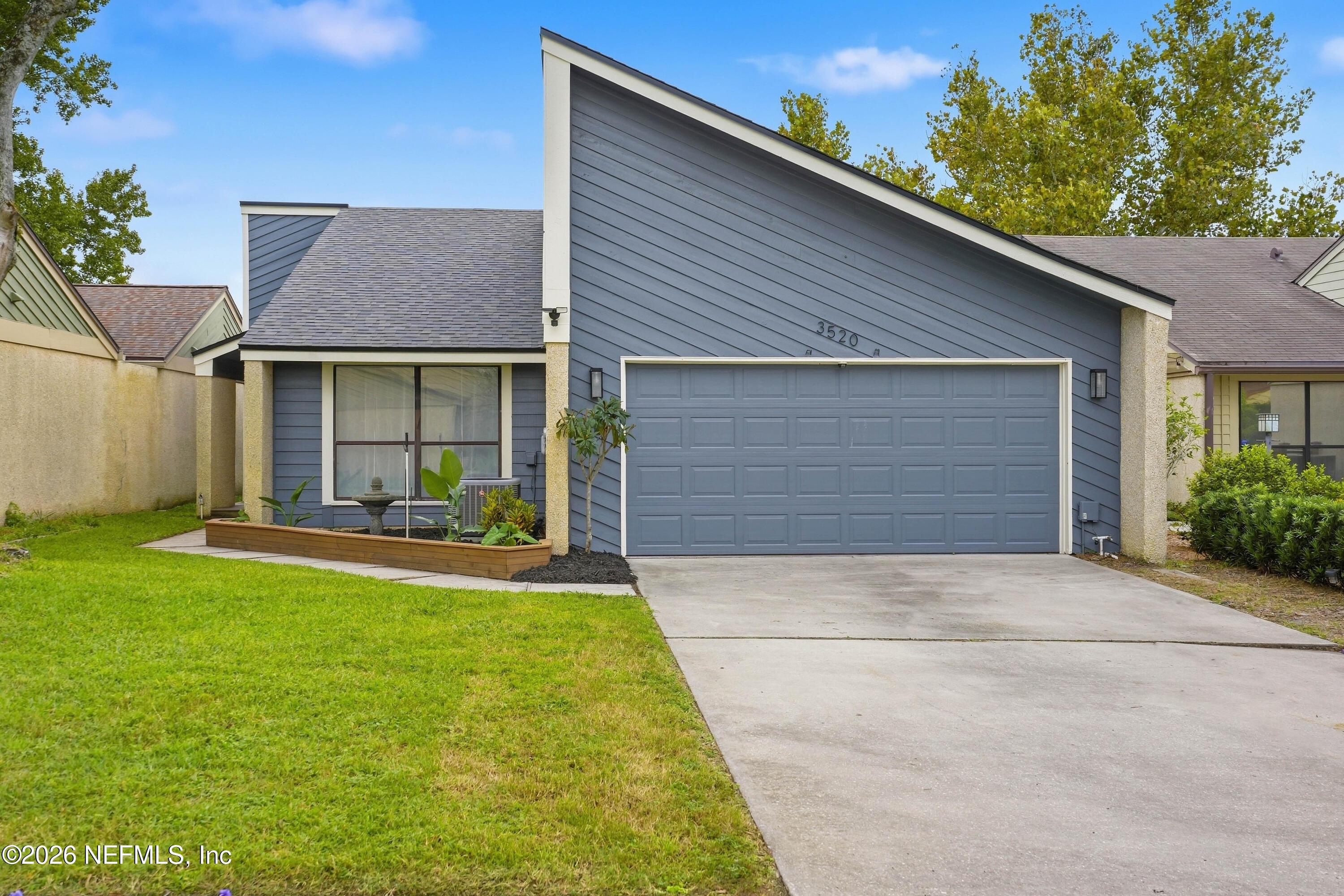 Peerless Dock Ct, Jacksonville, FL 32223