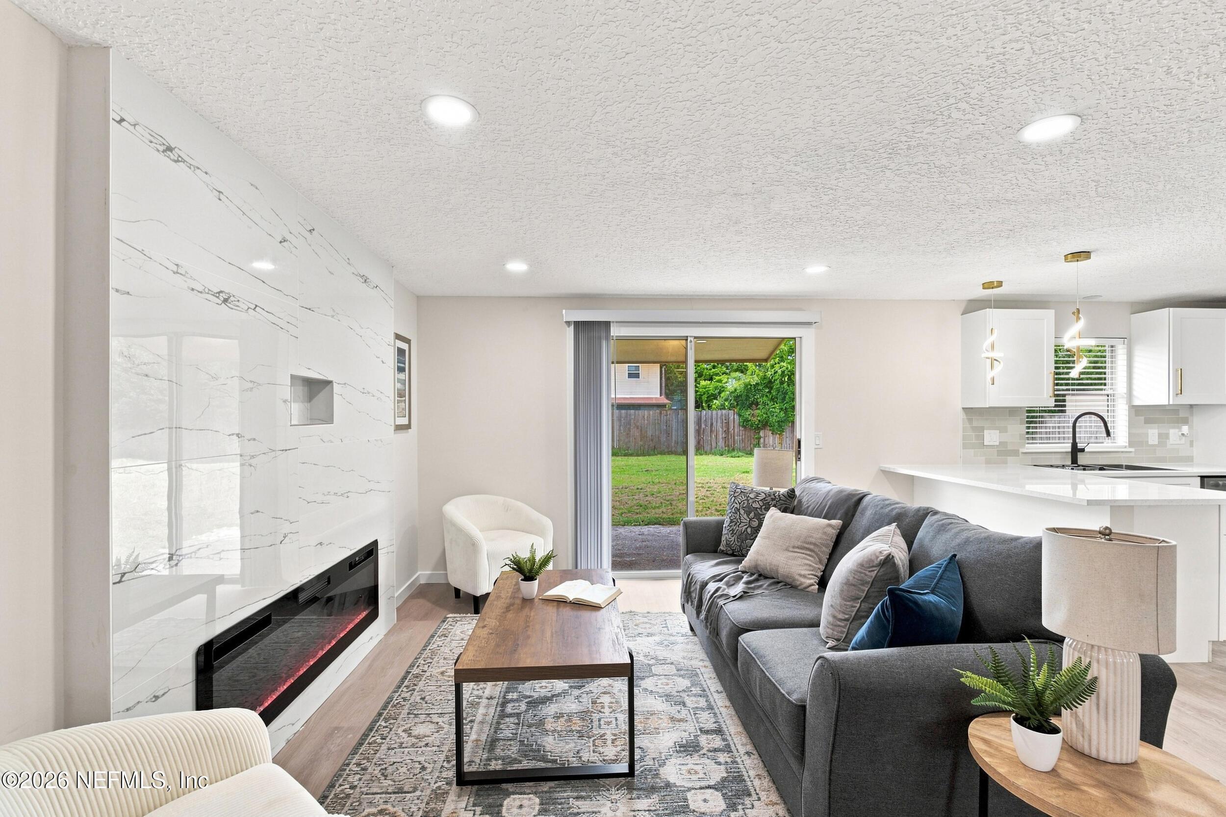 Clam Shell Dr, Jacksonville, FL 32218