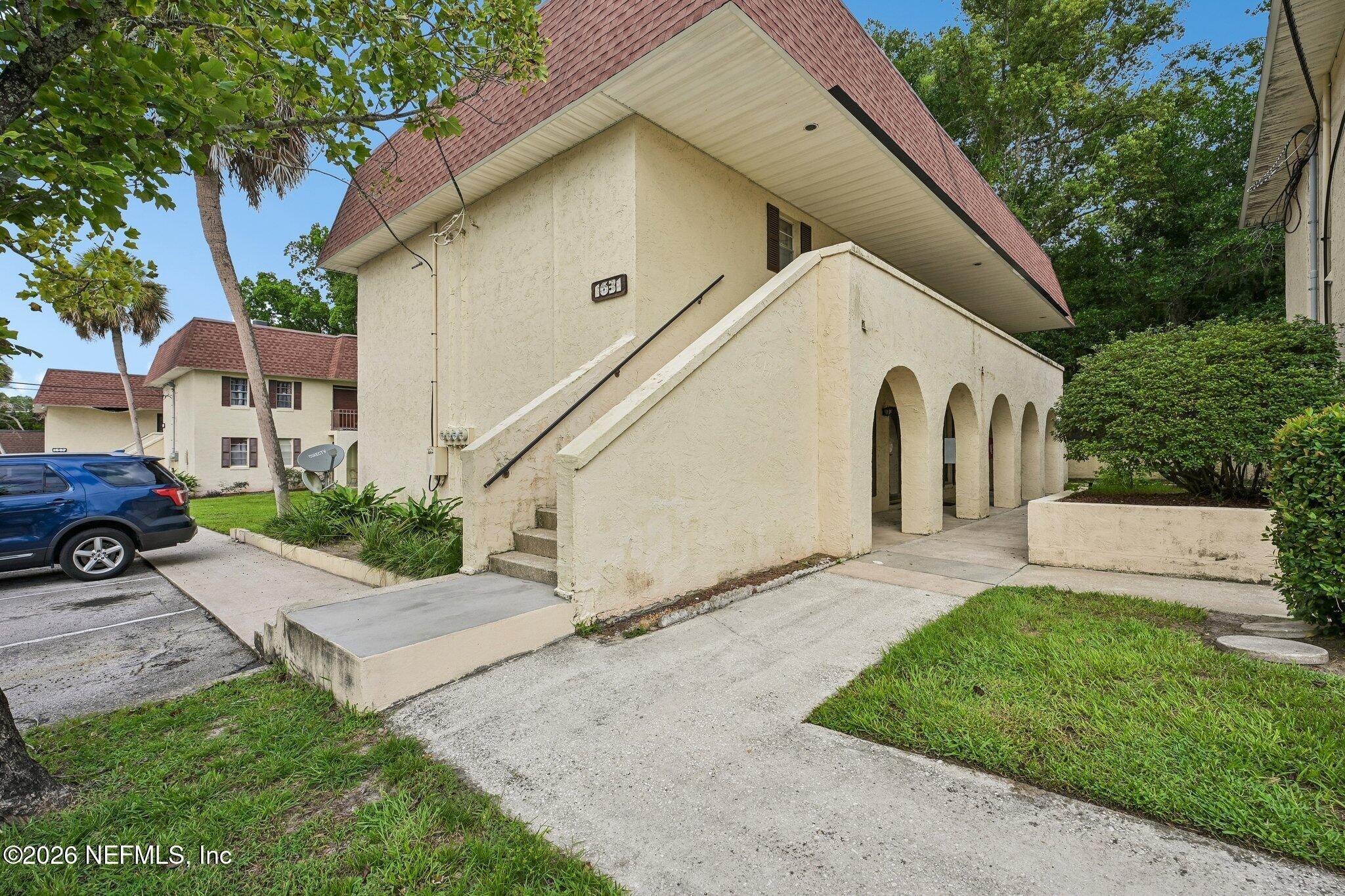 El Prado Rd, Jacksonville, FL 32216