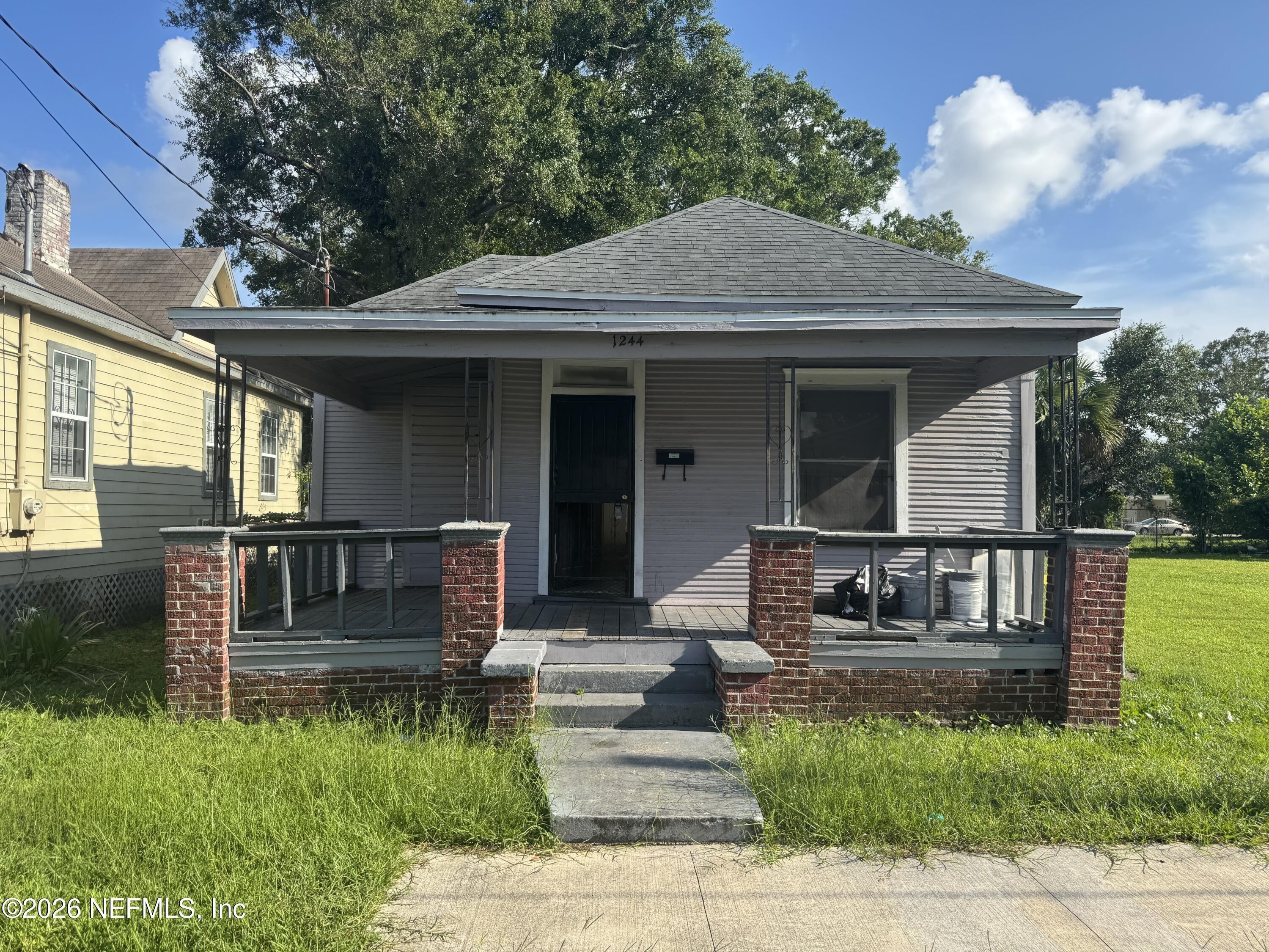 W 5th St, Jacksonville, FL 32209