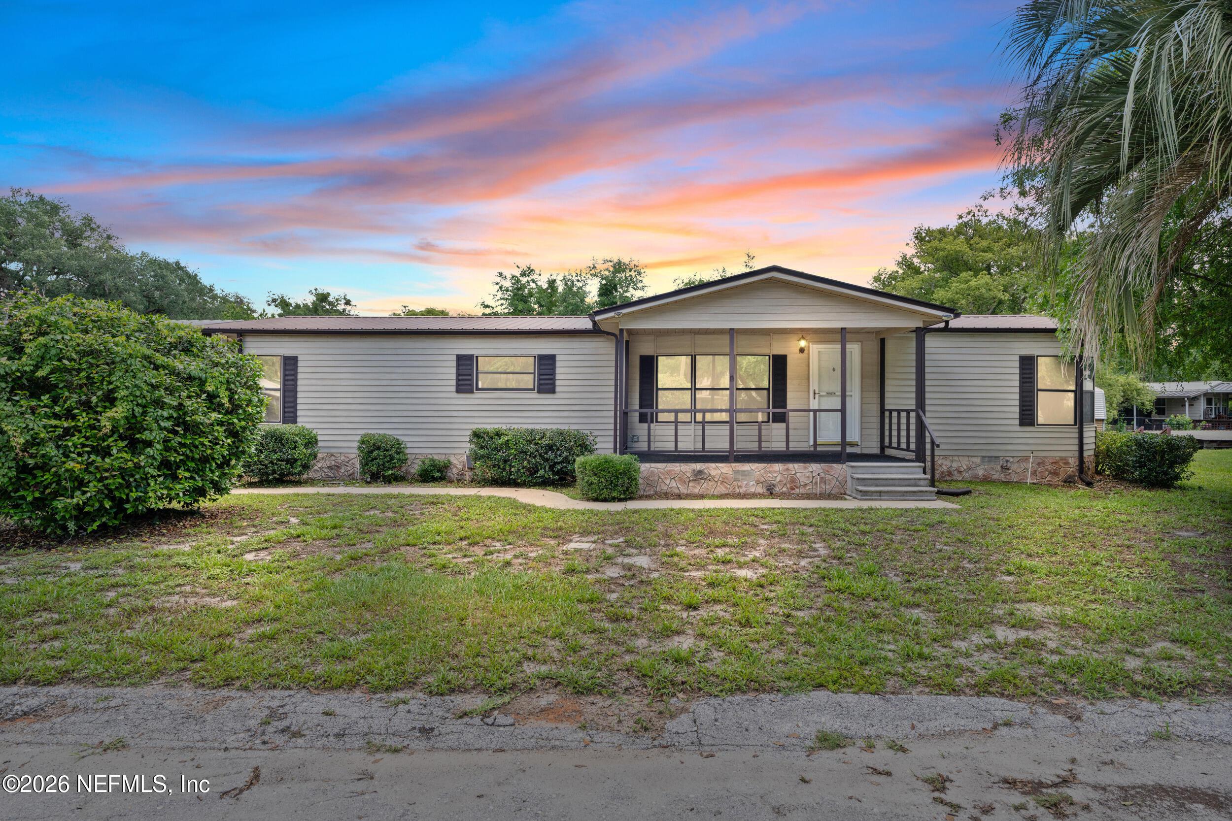 Cove Dr, Satsuma, FL 32189