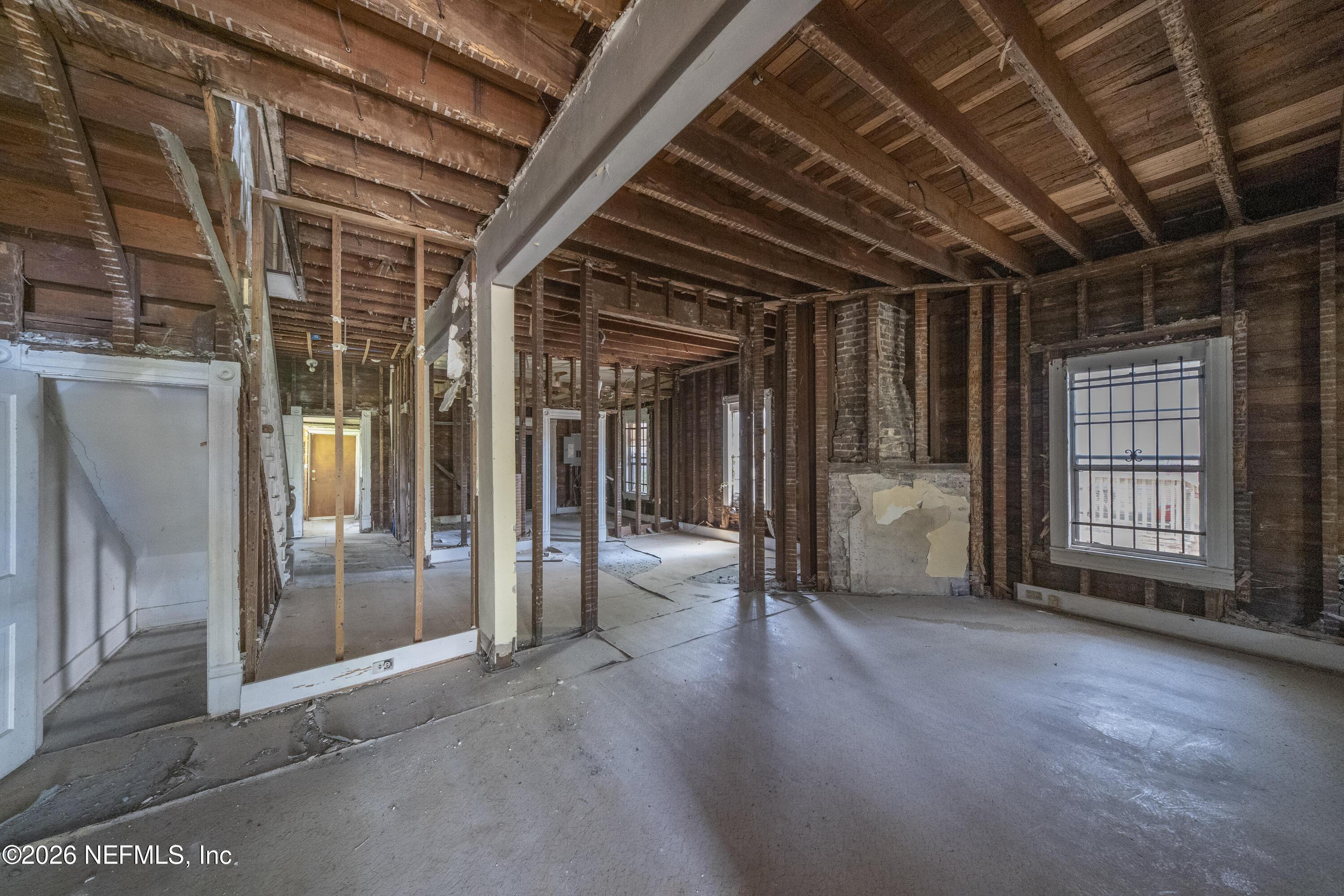E 5th St, Jacksonville, FL 32206