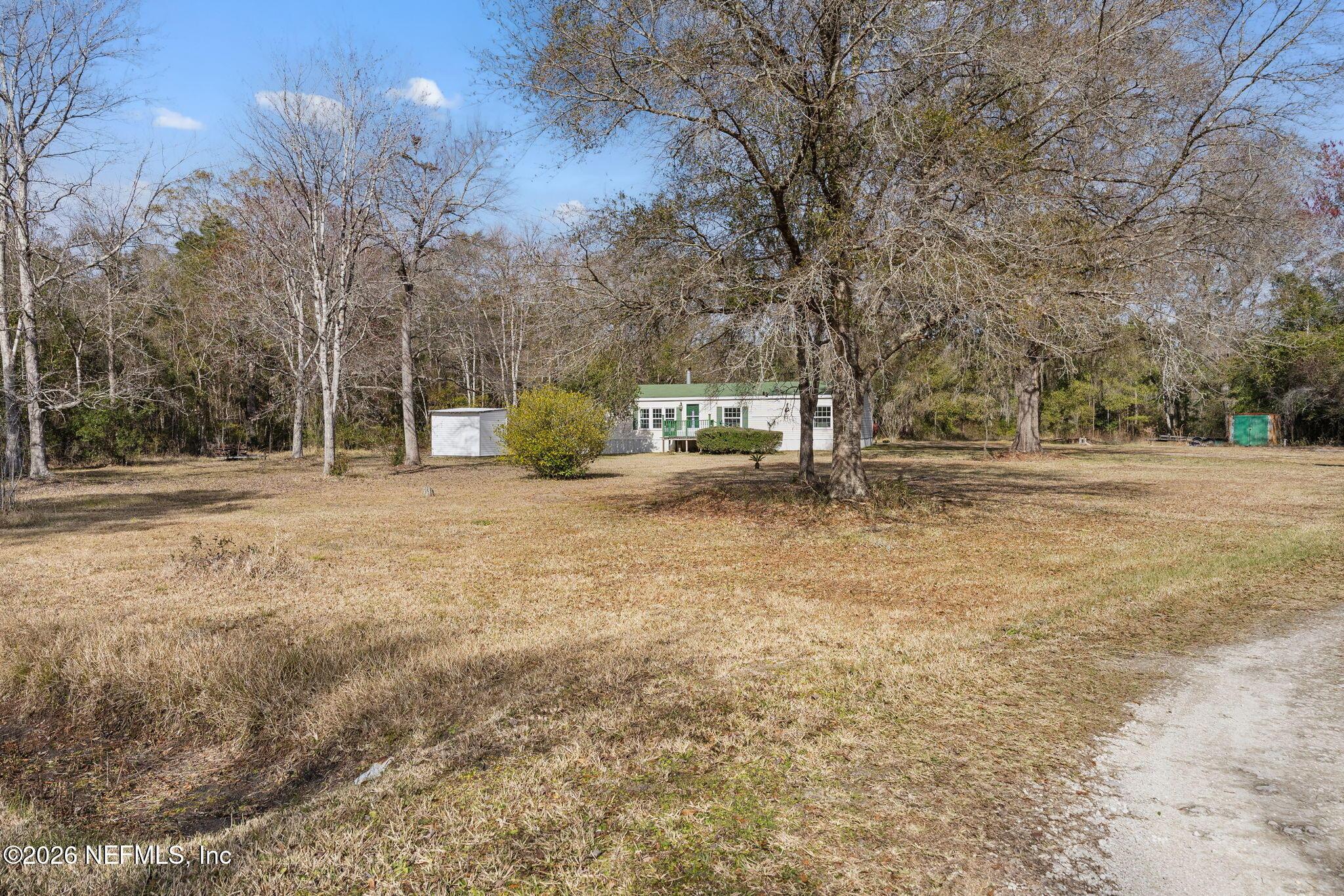 Woodland Cir, Callahan, FL 32011