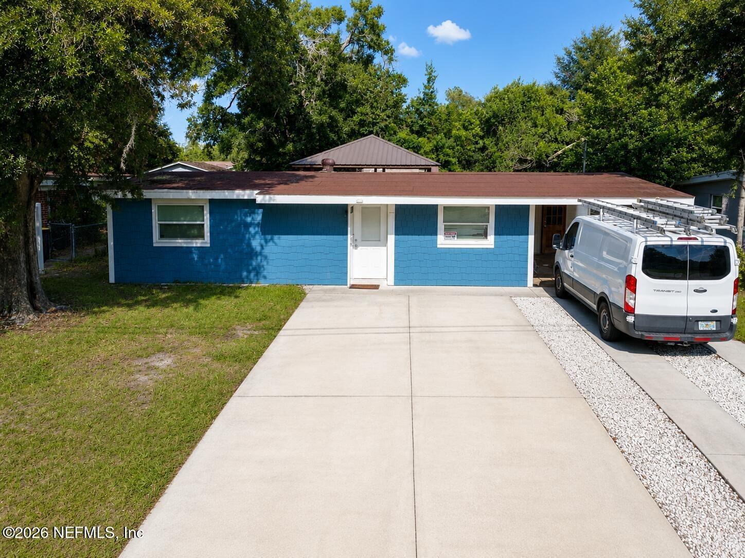 Ridgeway Rd E, Jacksonville, FL 32244