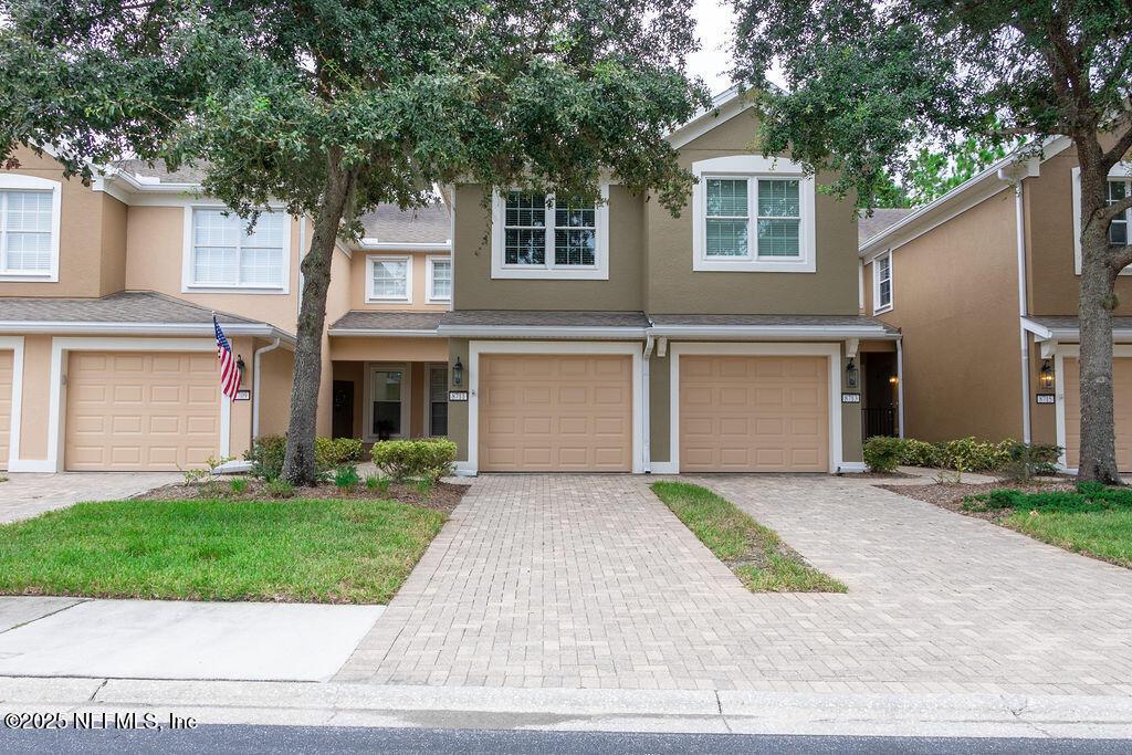 Little Swift Cir, Jacksonville, FL 32256