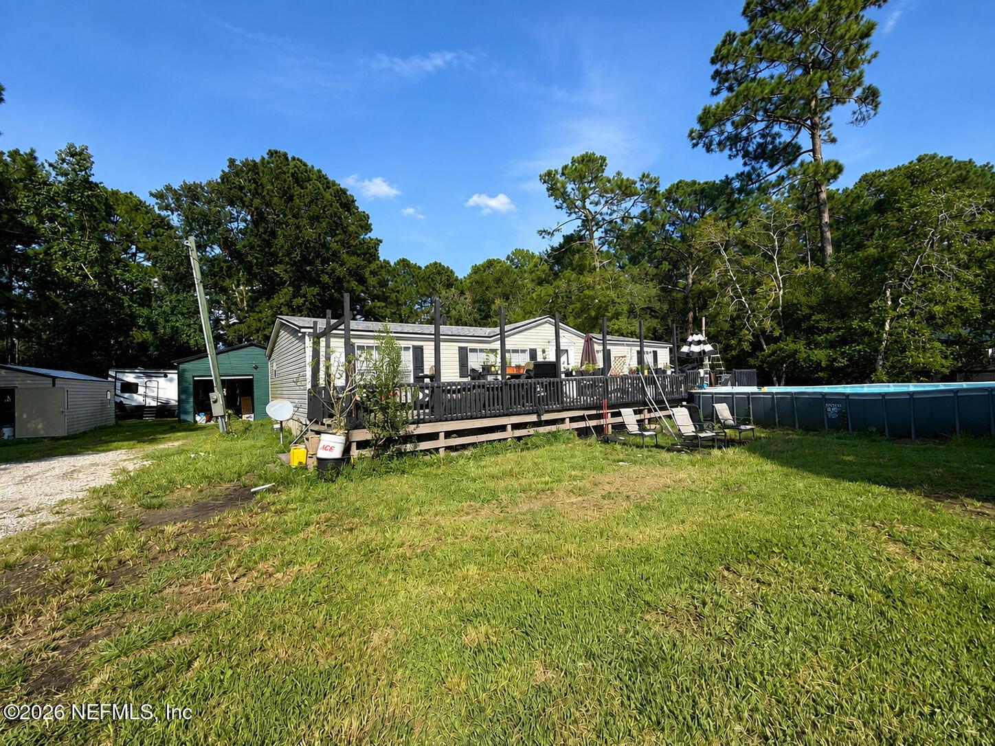 Dewanna Rd, Jacksonville, FL 32218