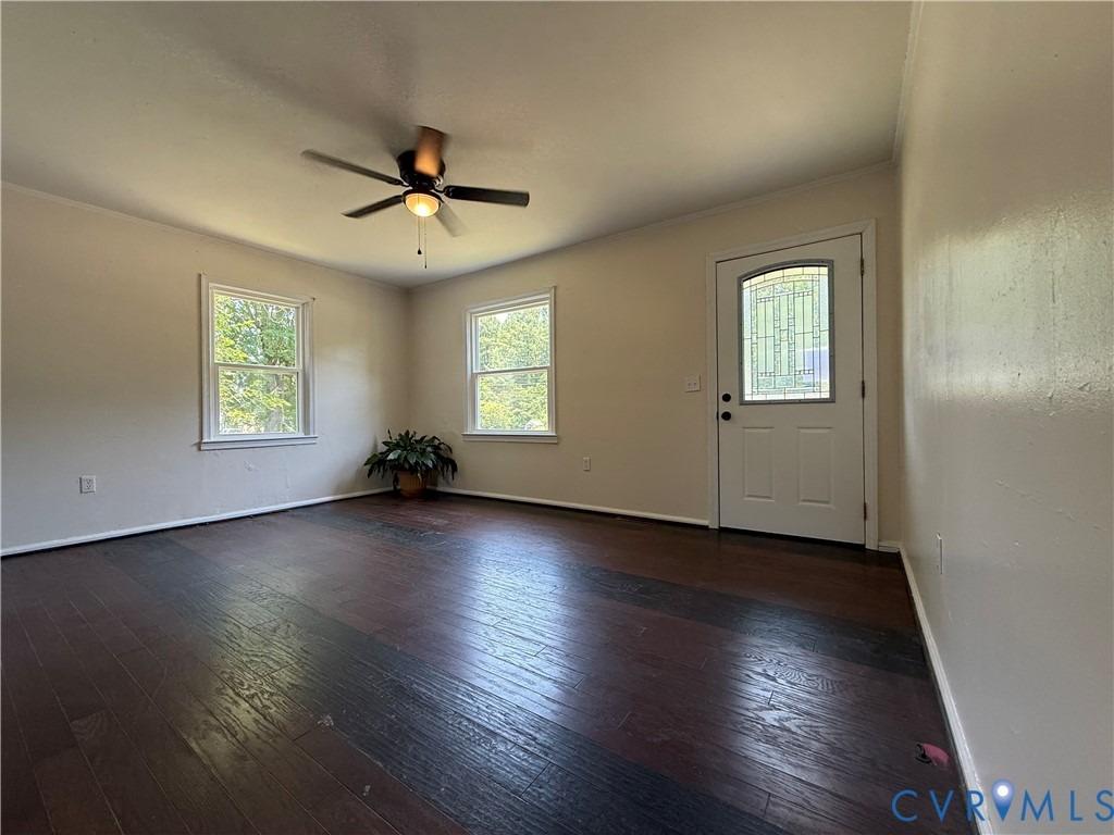 Gravatt Ave, Blackstone, VA 23824