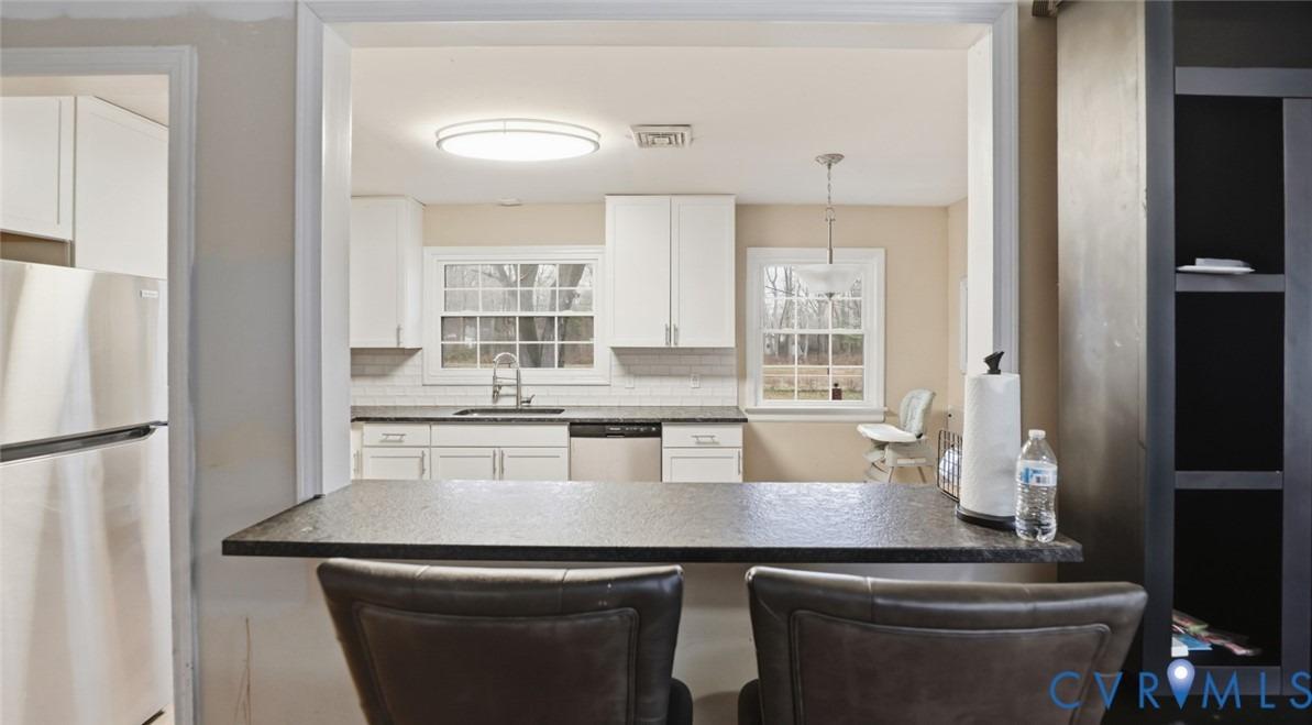 Red Oak Ln, Richmond, VA 23224