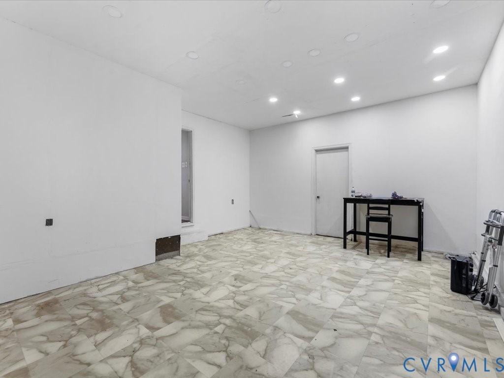 Smithfield Ave, Hopewell, VA 23860