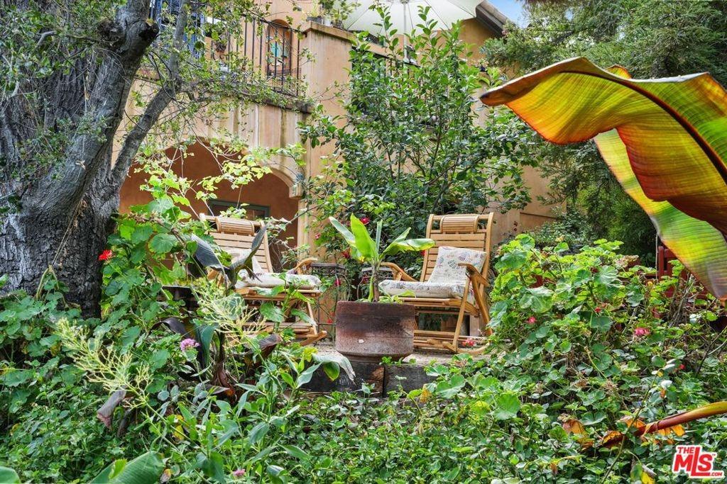 Basin Dr, Topanga, CA 90290
