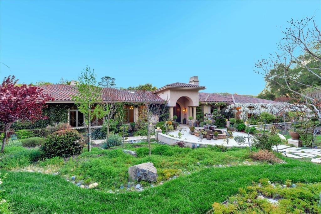 Natoma Rd, Los Altos Hills, CA 94022
