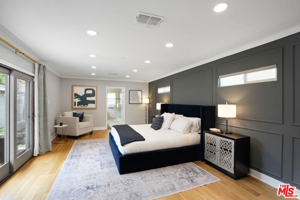 Camellia Ave, North Hollywood, CA 91602