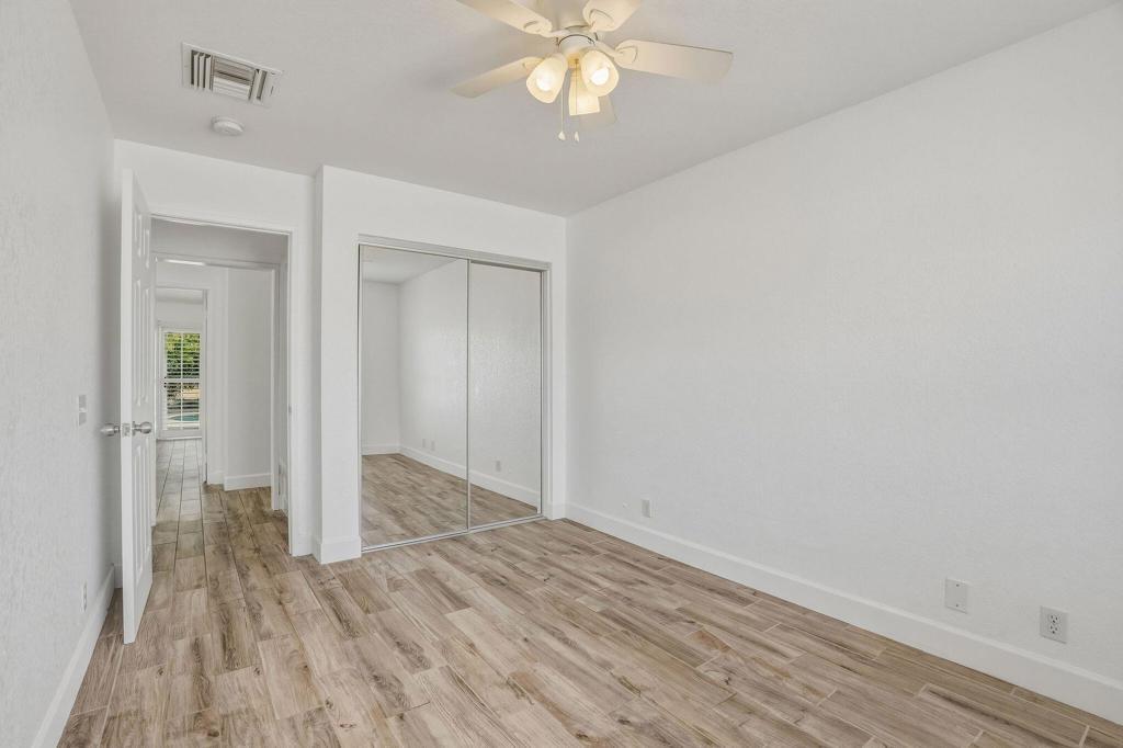 Edinborough St, Palm Desert, CA 92211