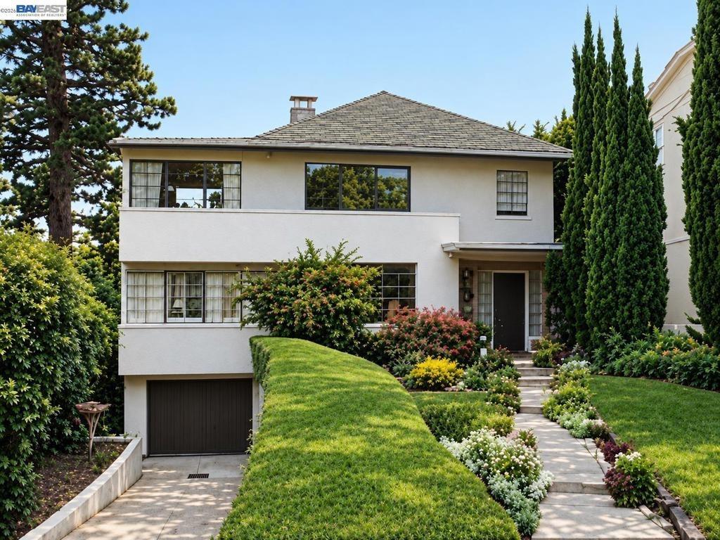 Vermont St, Oakland, CA 94610