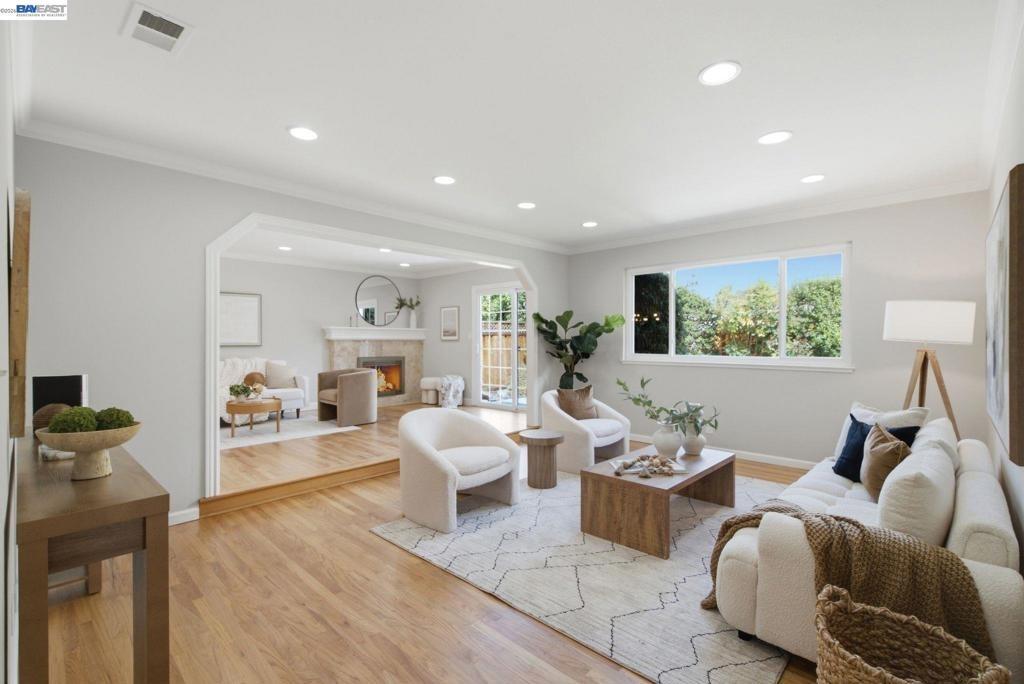 Forest Creek Dr, San Jose, CA 95129