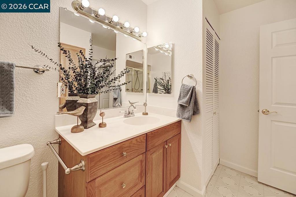 Pine Knoll Dr, Walnut Creek, CA 94595