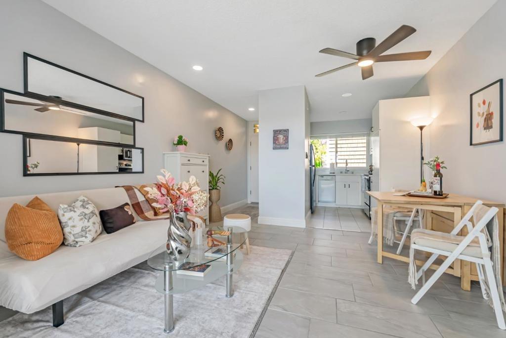 College Ave, Berkeley, CA 94704