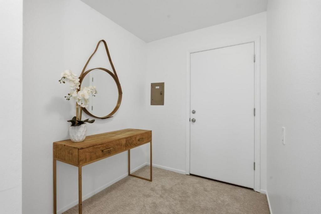 Palmetto Ave, Pacifica, CA 94044