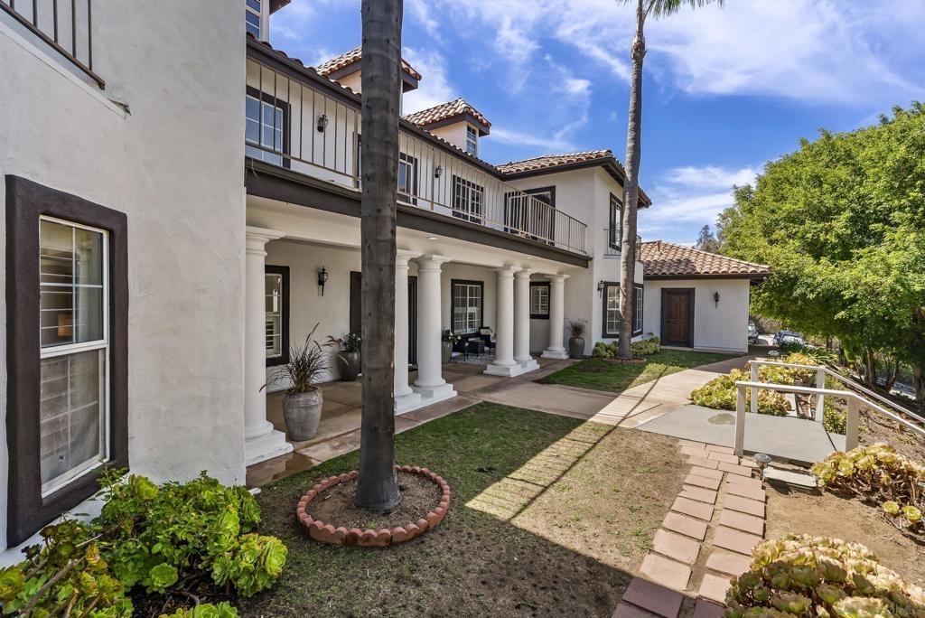 Gil Way, Vista, CA 92084