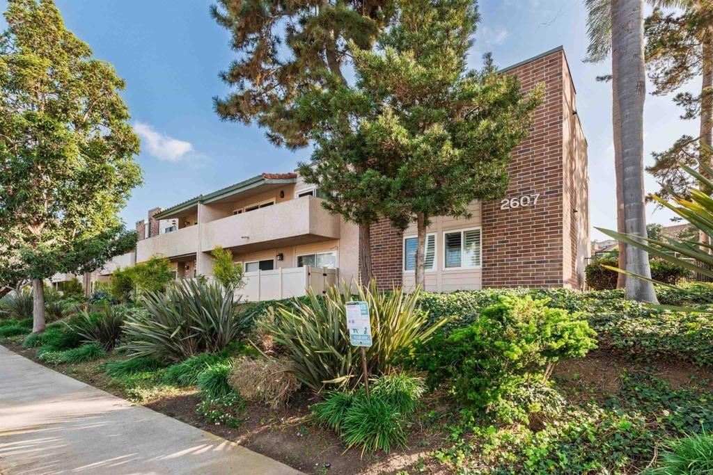 Pirineos Way, Carlsbad, CA 92009