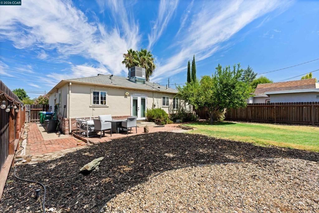 W Turner Rd, Lodi, CA 95240