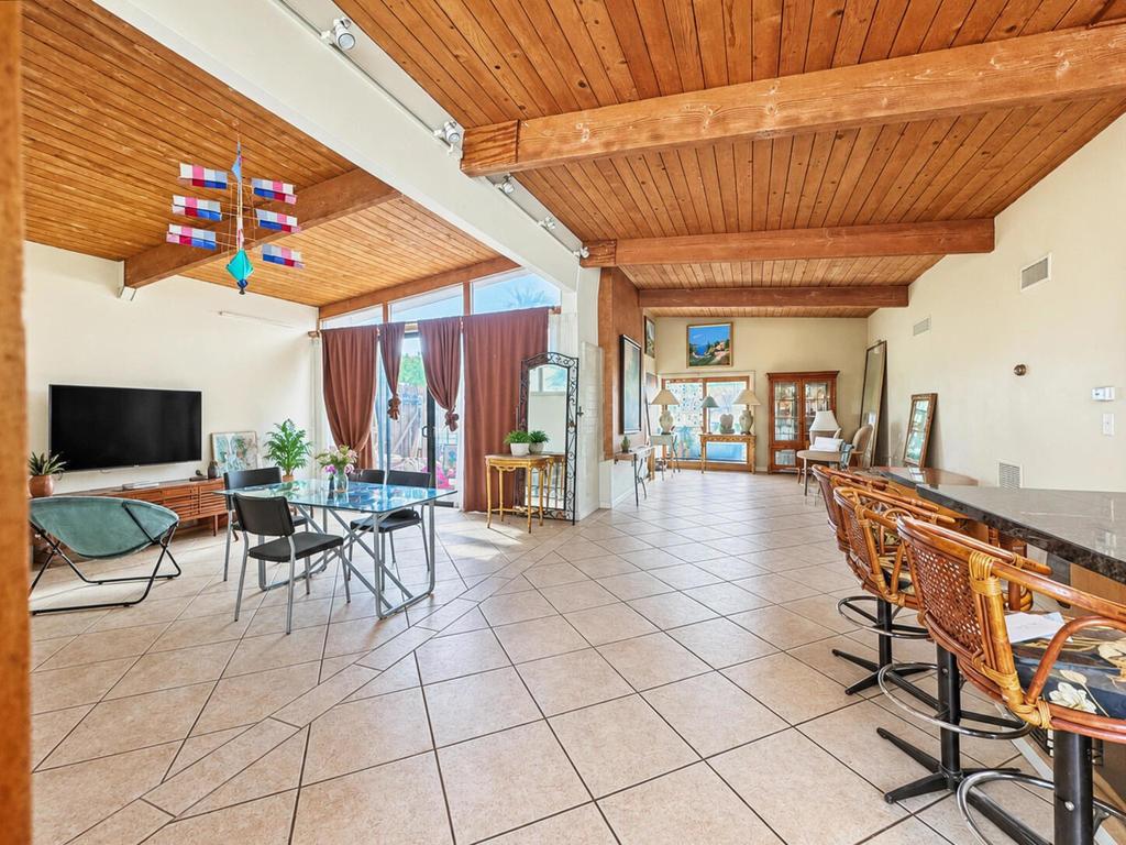S Glen Cir, Palm Springs, CA 92262