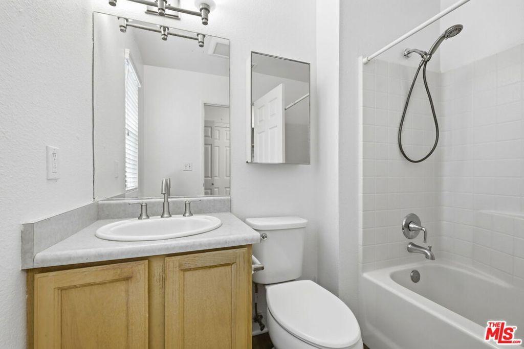 Carpinteria Ave, Carpinteria, CA 93013