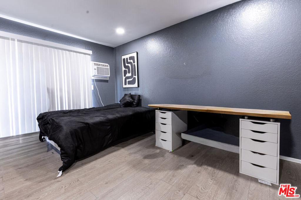 Doty Ave, Hawthorne, CA 90250