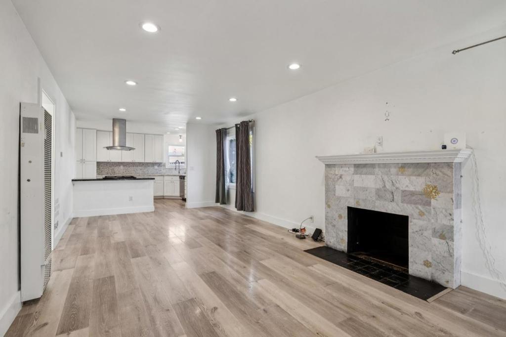 108th Ave, Oakland, CA 94603