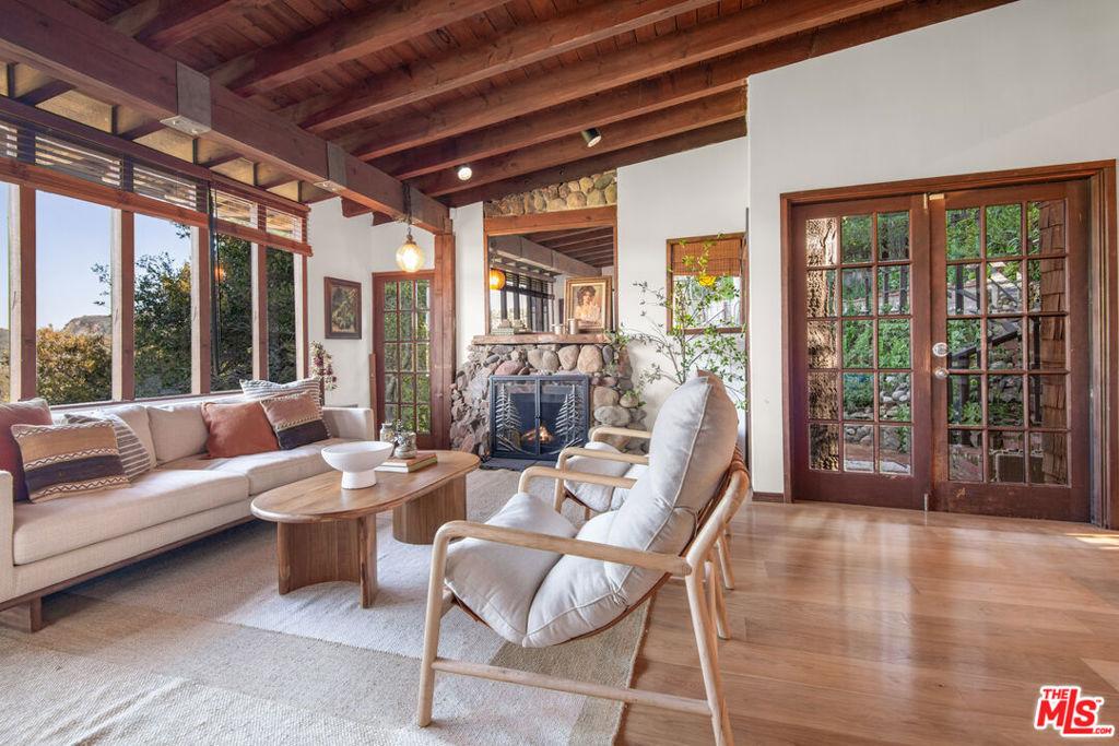 Observation Dr, Topanga, CA 90290