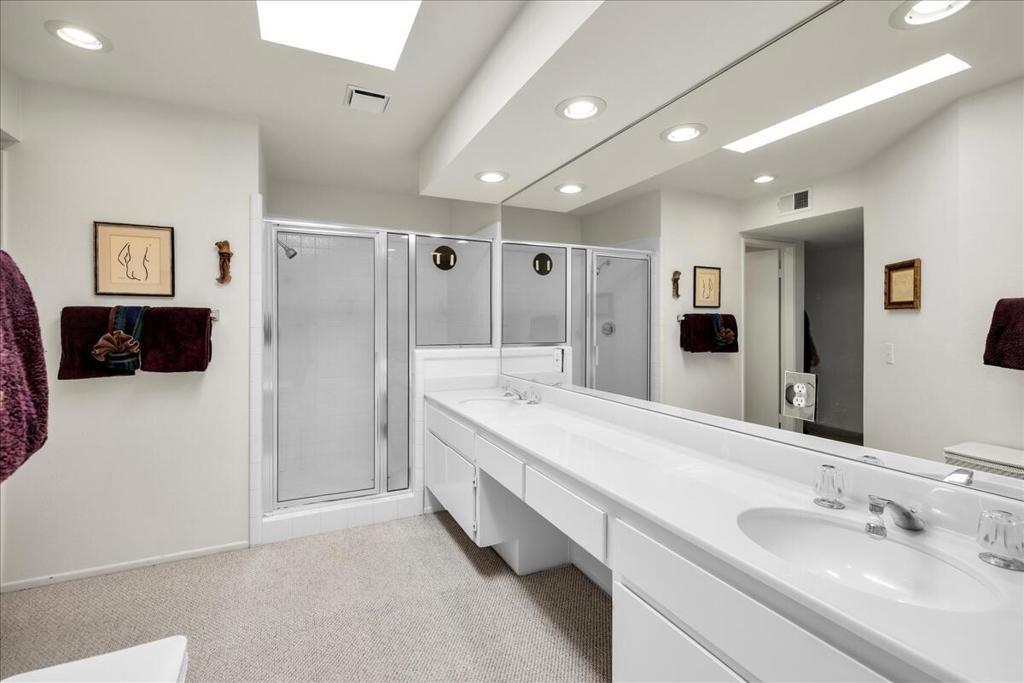 Harwood Cir, Palm Springs, CA 92264