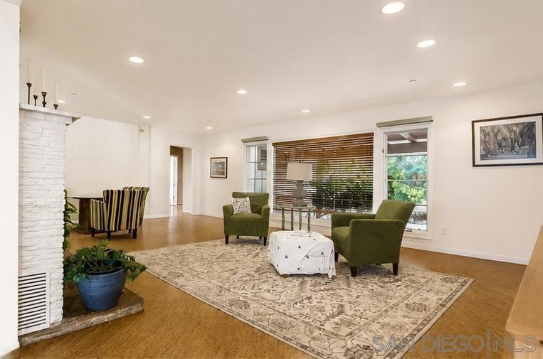 Shadow Rd, La Mesa, CA 91941