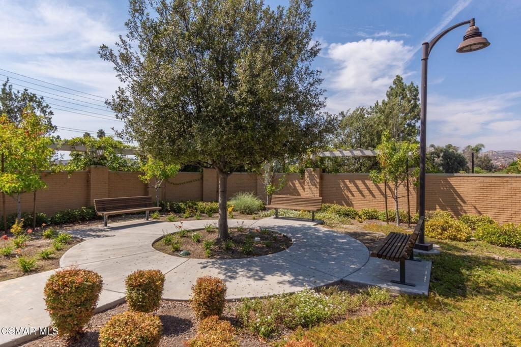Red Brick Dr, Simi Valley, CA 93065