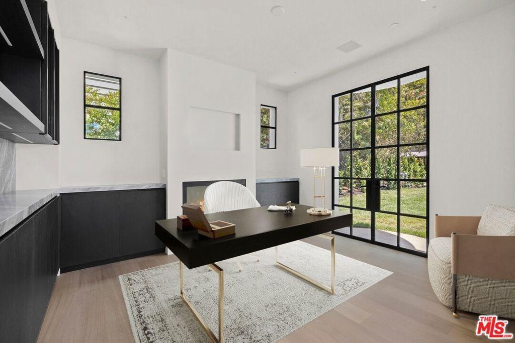 N Anita Ave, Los Angeles, CA 90049