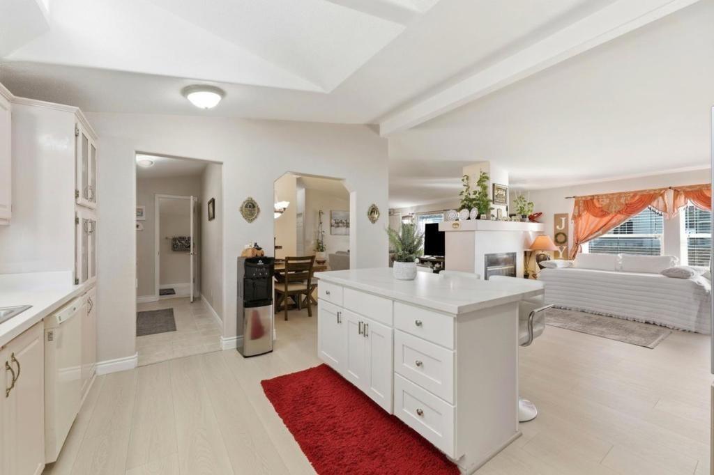 E Weddell Dr, Sunnyvale, CA 94089