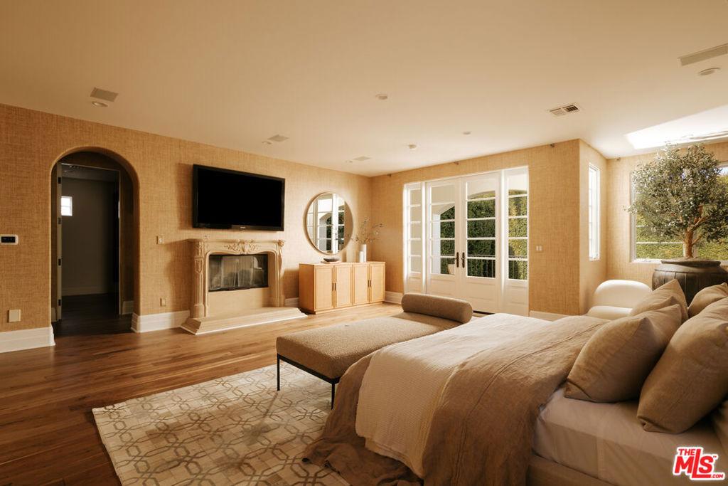 S Anita Ave, Los Angeles, CA 90049