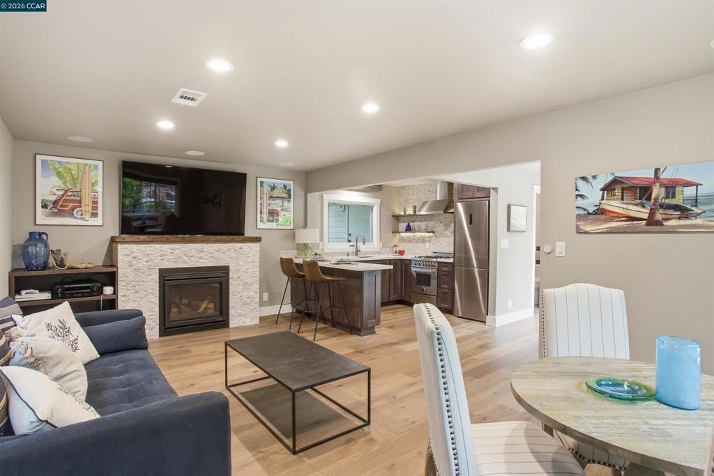 Alegra Ln, Walnut Creek, CA 94598