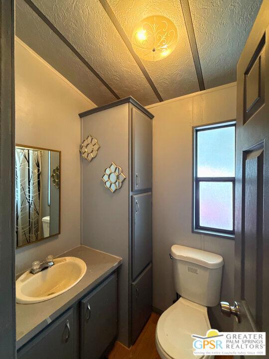 Ocotillo Ave, Twentynine Palms, CA 92277
