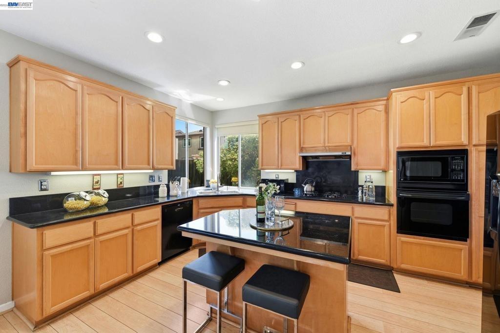 Roselle Cmn, Fremont, CA 94536