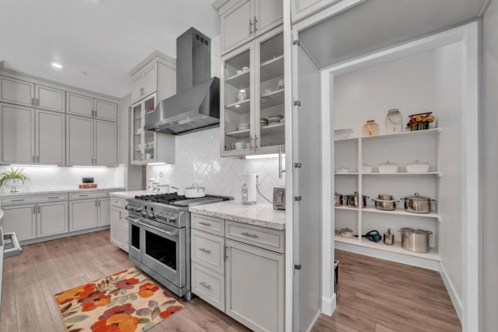 Villa Verde Dr, Folsom, CA 95630